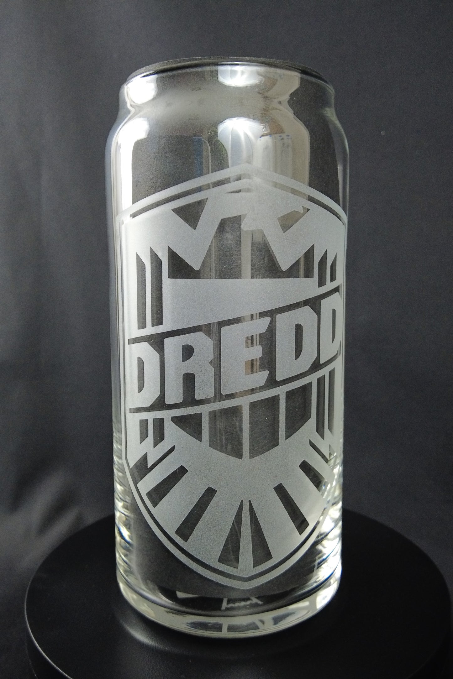 20oz Can-Style Etched Glass - Dredd