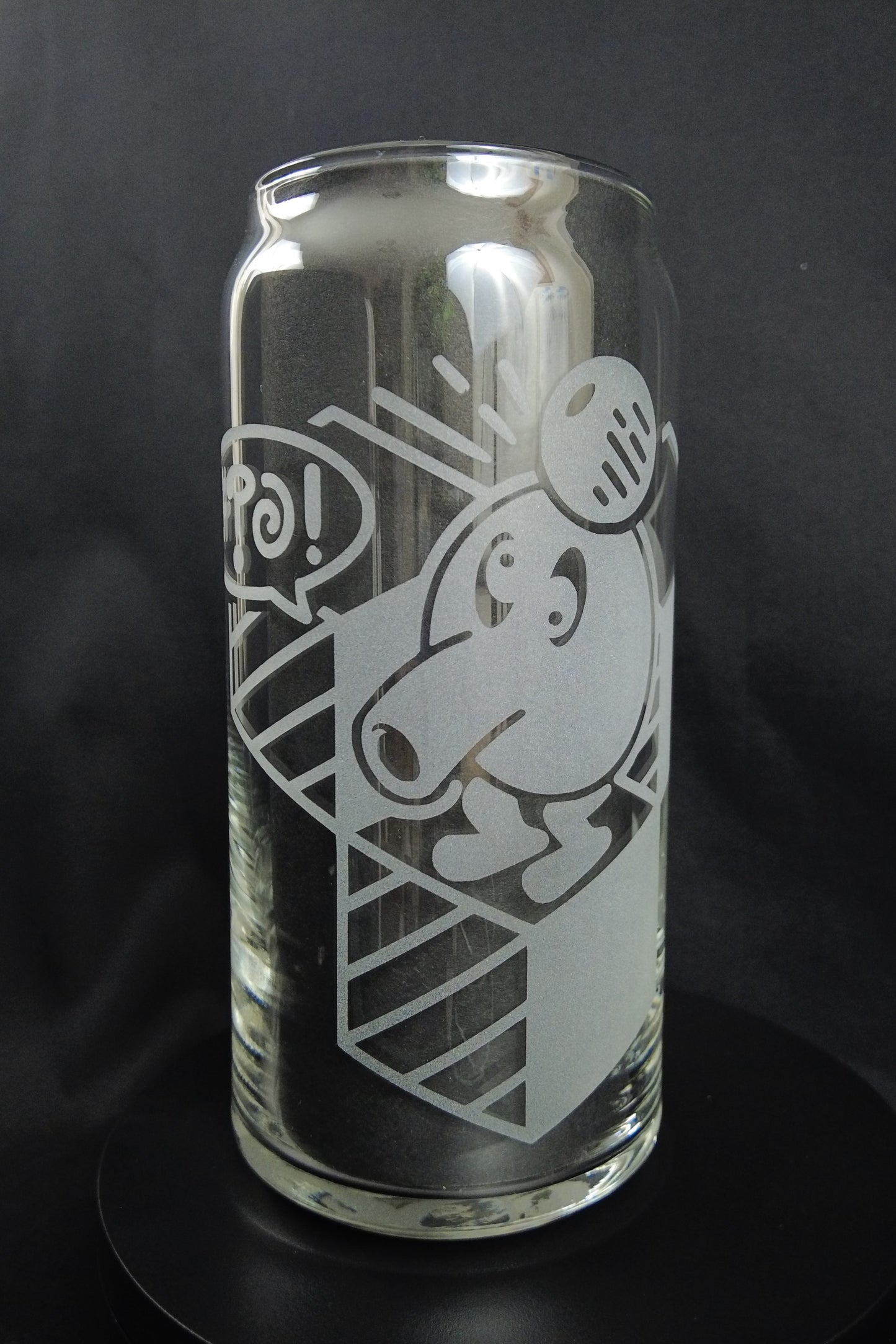 20oz Can-Style Etched Glass - Qbert