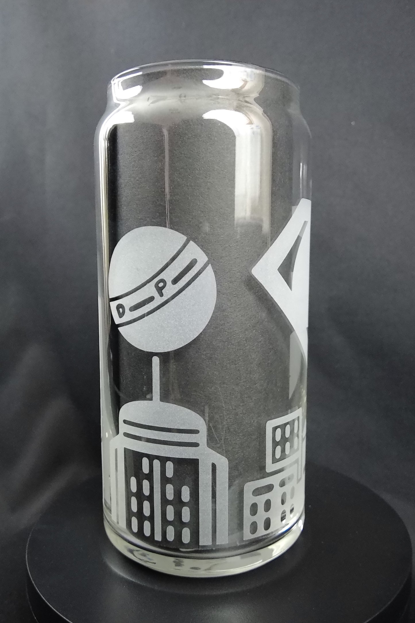 20oz Can-Style Etched Glass - Man of Steel